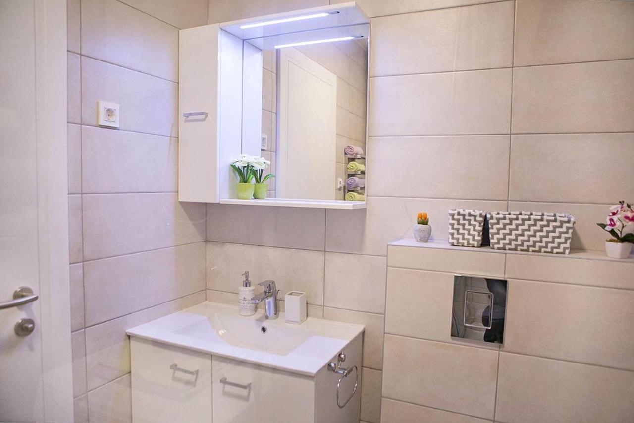 זאדאר Apartment Sweet Daisy With Parking מראה חיצוני תמונה