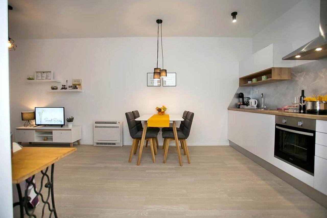 זאדאר Apartment Sweet Daisy With Parking מראה חיצוני תמונה
